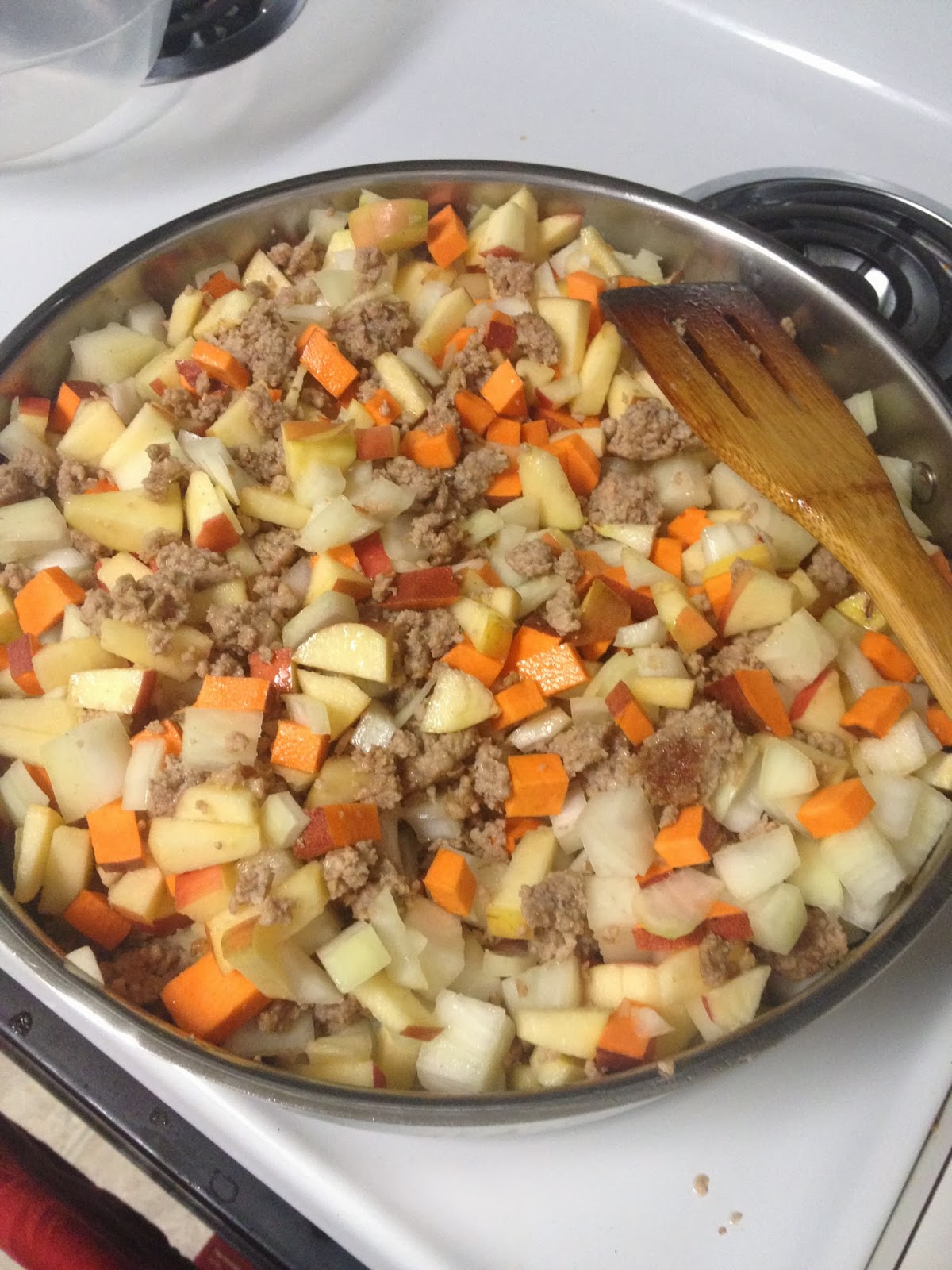 5Ingredient Paleo Pork Apple Hash (Paleo, Zone)